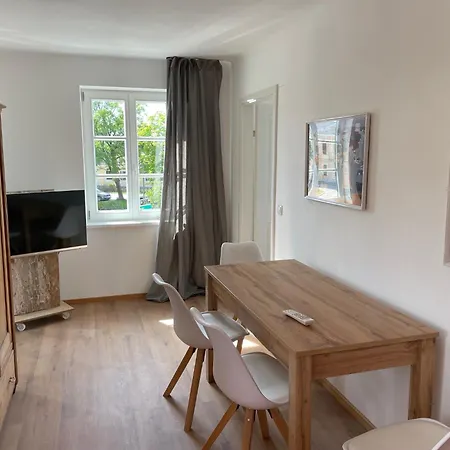 Apartment Be-together Strass *
